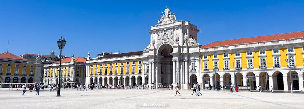 Lisbon touristic site called praça de comércio